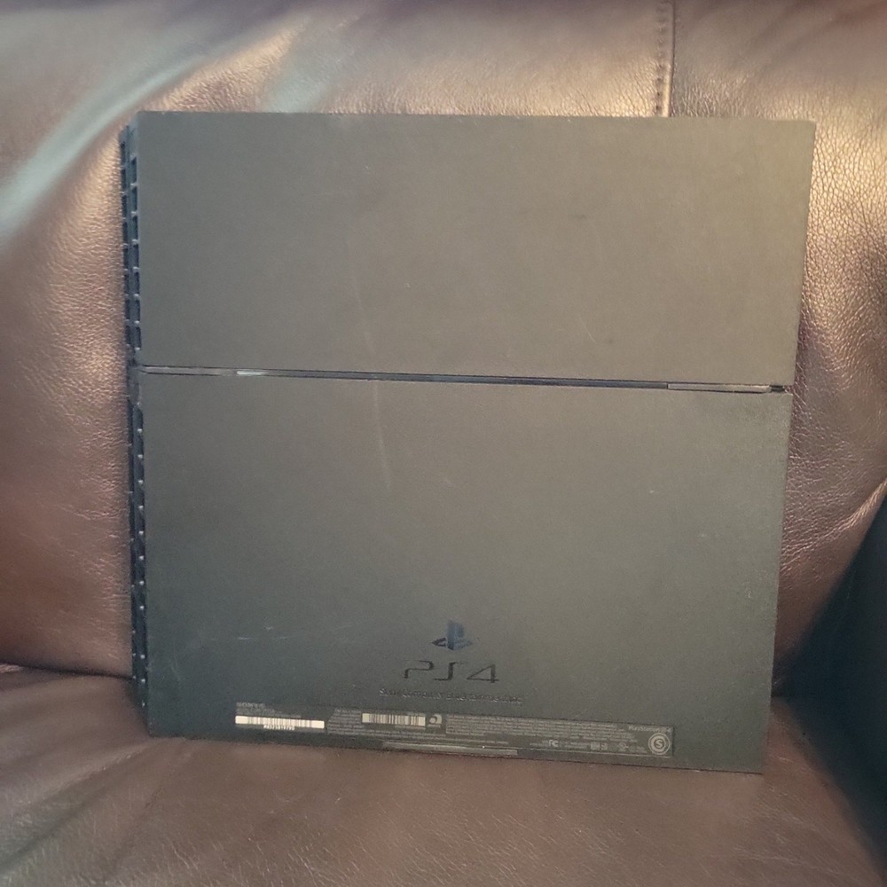 Playstation 4 Console