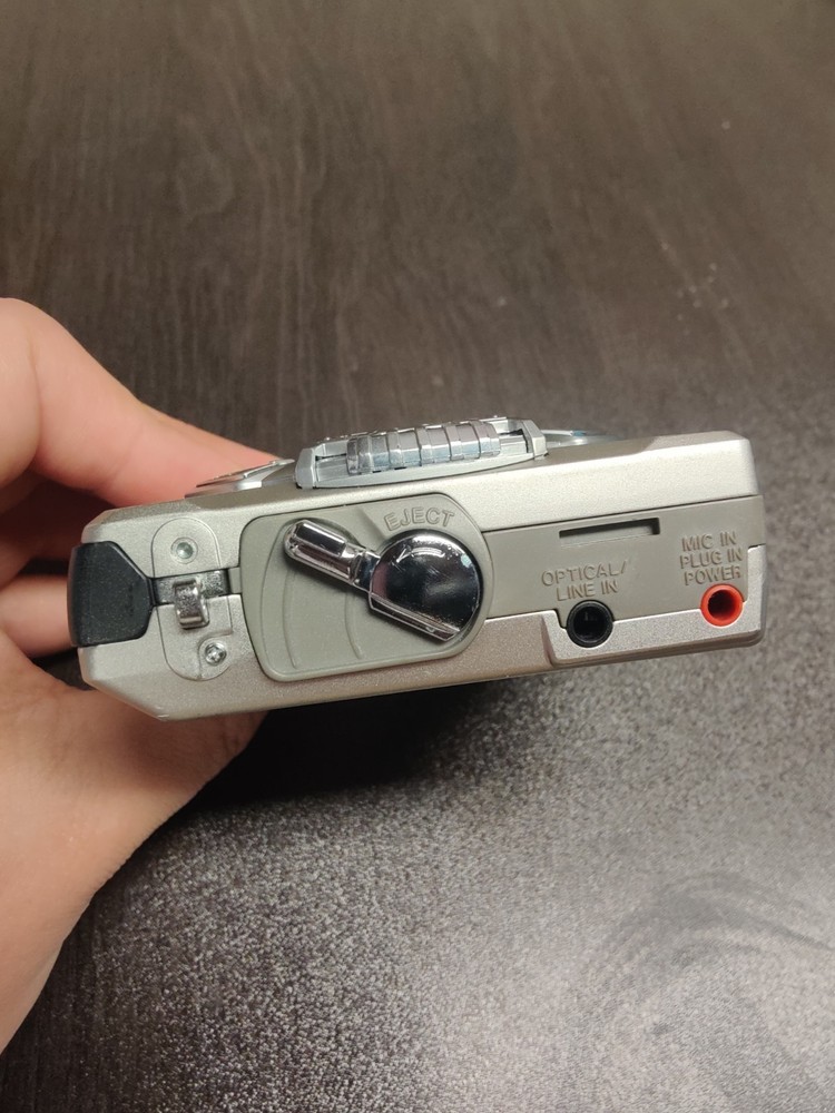 Sharp MD-MS722 Portable Minidisc MD Player Recorder - Tested Working