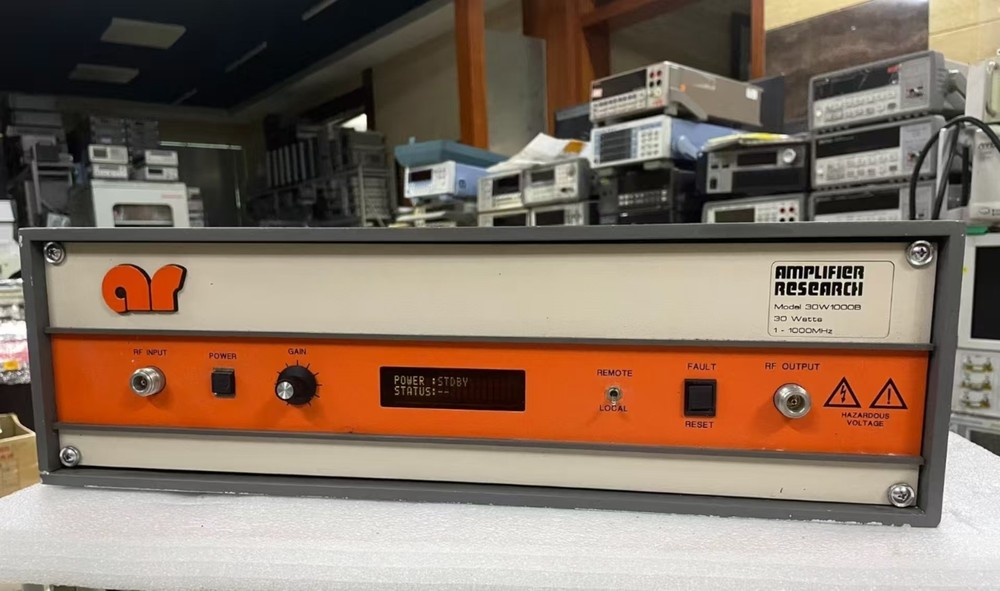 used working Amplifier Research 30W1000B Solid State Amplifier