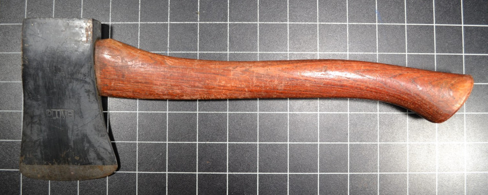 PLUMB - HUNTERS AXE - ALL ORIGINAL
