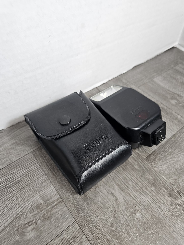 Canon Speedlite 200E Flash Mount EUC