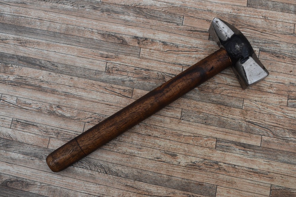 Nice Iron Blacksmith Hammer Silversmith Carpentry Work Square Head Hammer Tool
