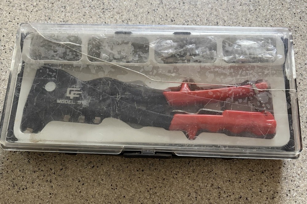 Central Forge Model 910 Hand Riveter Kit