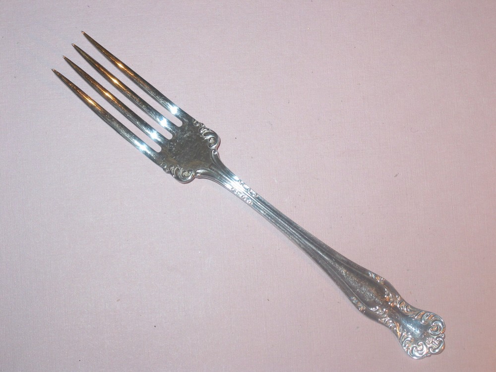 JRE1 ~ Dinner Fork ~ J Rogers ~ Art Nouvea ~ Silver Plate