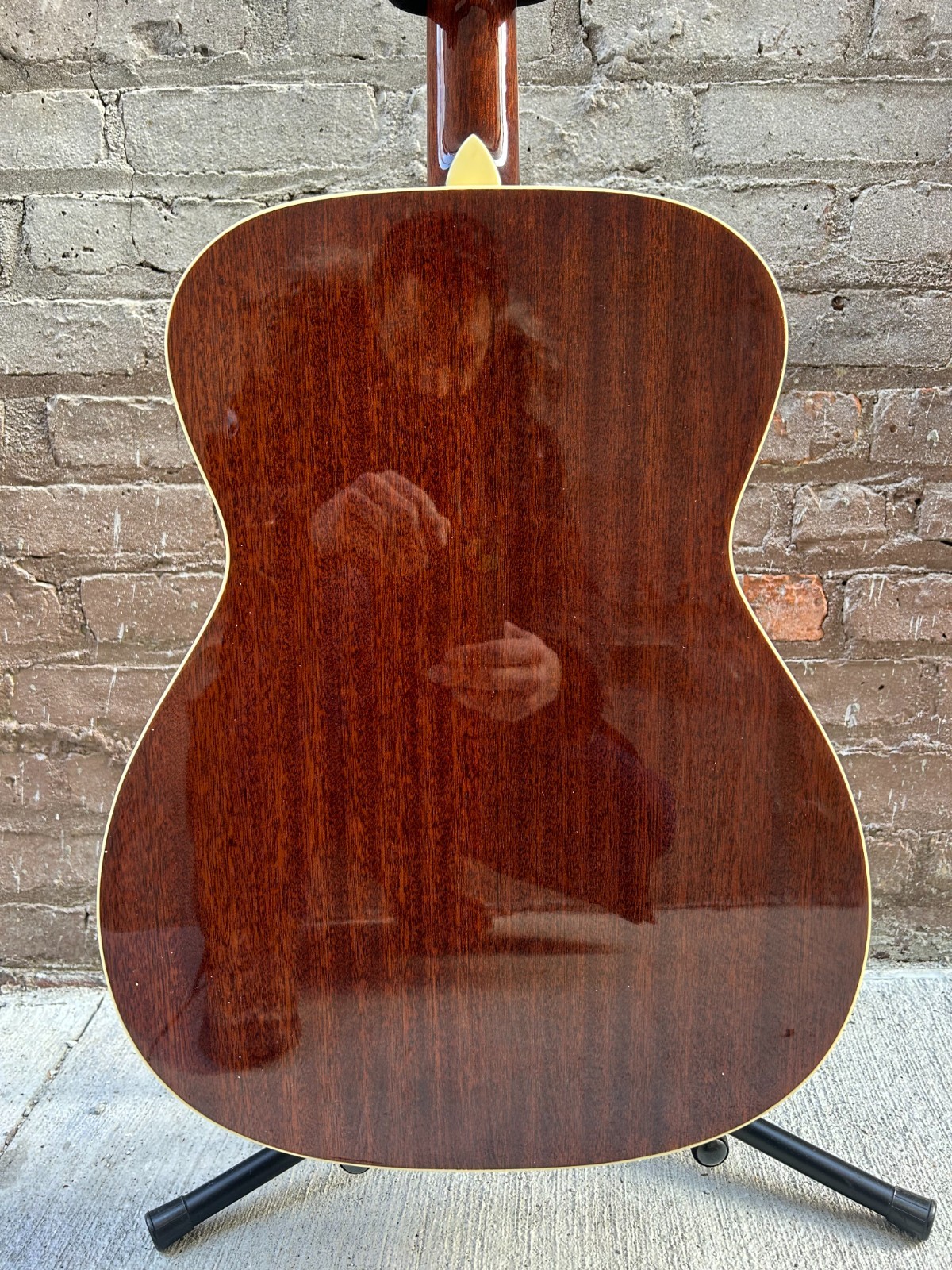 Regal RD-05 Studio Series Resophonic Bass Traditional Sunburst