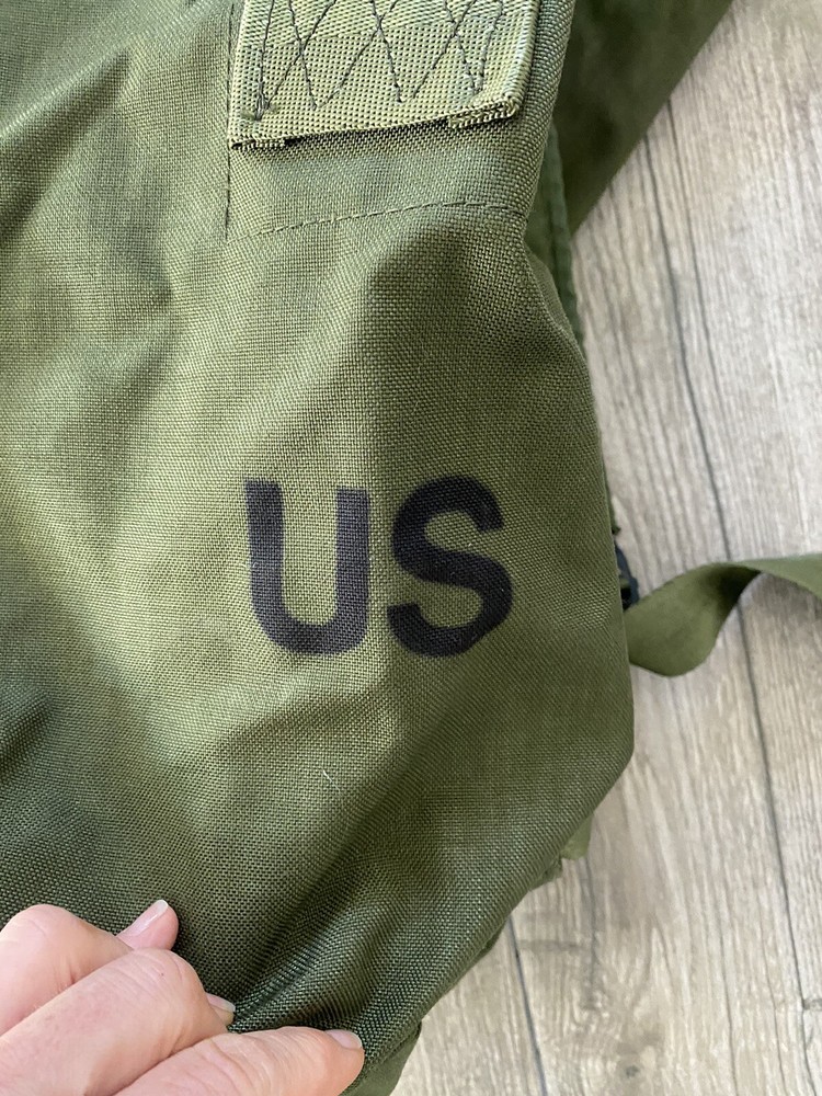 Vintage Authentic US Army issue Duffle Bag as shown