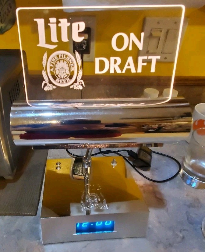 Vintage Miller Lite On Draft Tabletop Light/Digital Clock