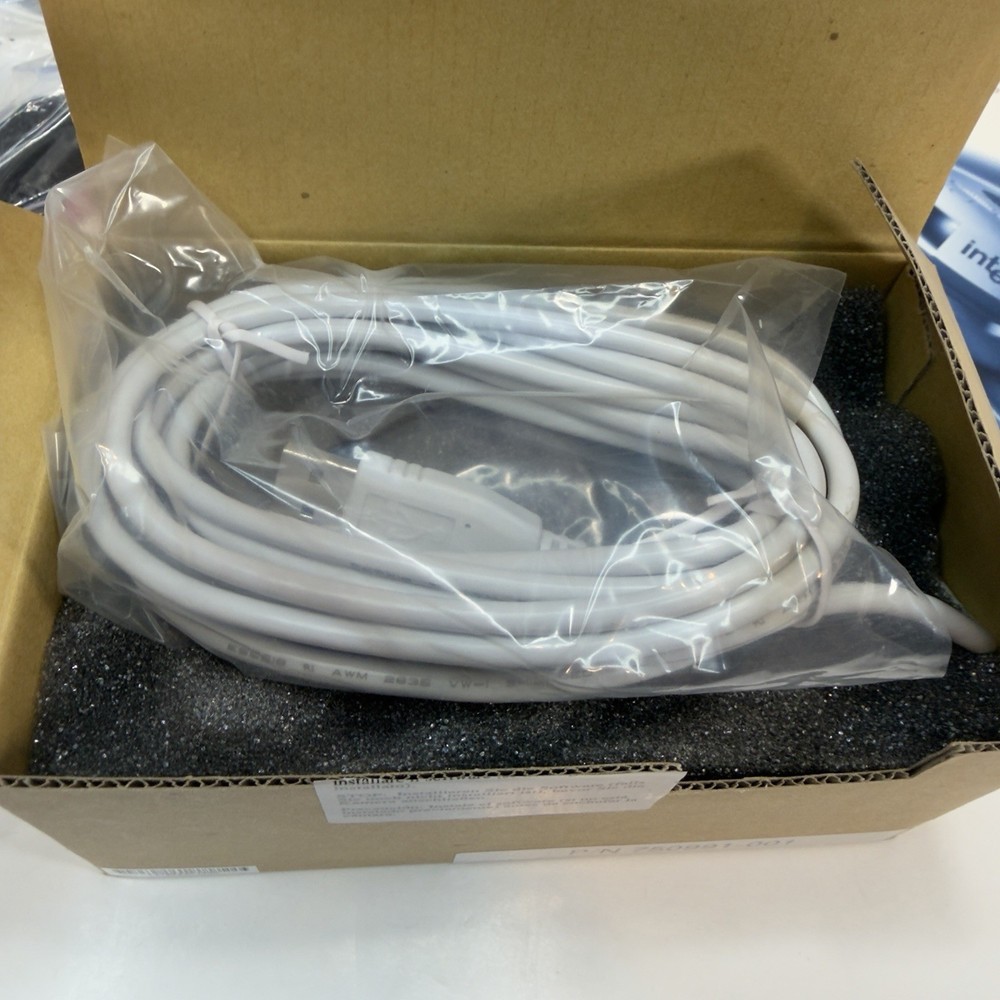 Intel PC Camera Pro Pack USB Video-In Complete Kit Boxed Vintage Webcam