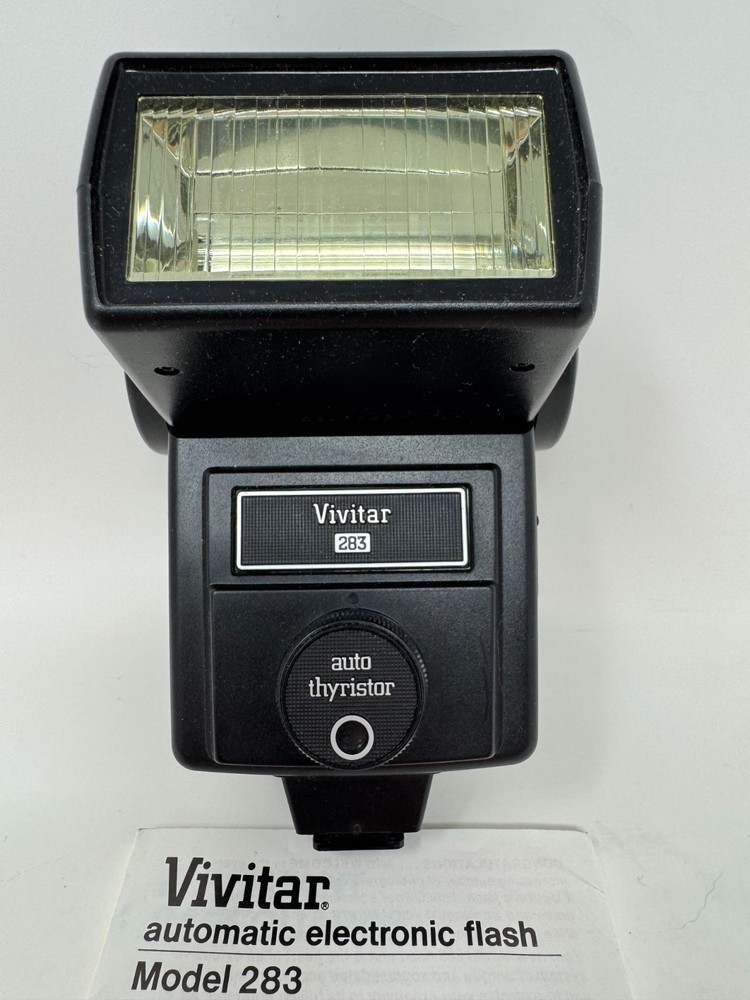 Vivitar 283 35mm Automatic Electronic Camera Flash Thyristor Untested