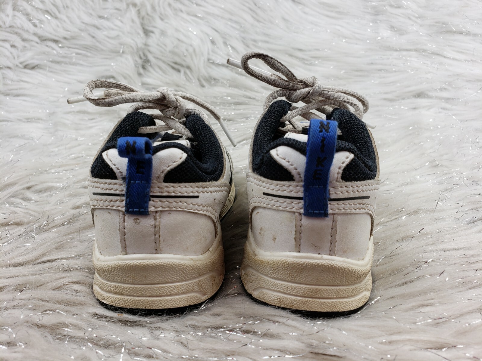 NIKE 317997-041 White Blue Black Sneakers Toddler Child Size 5C