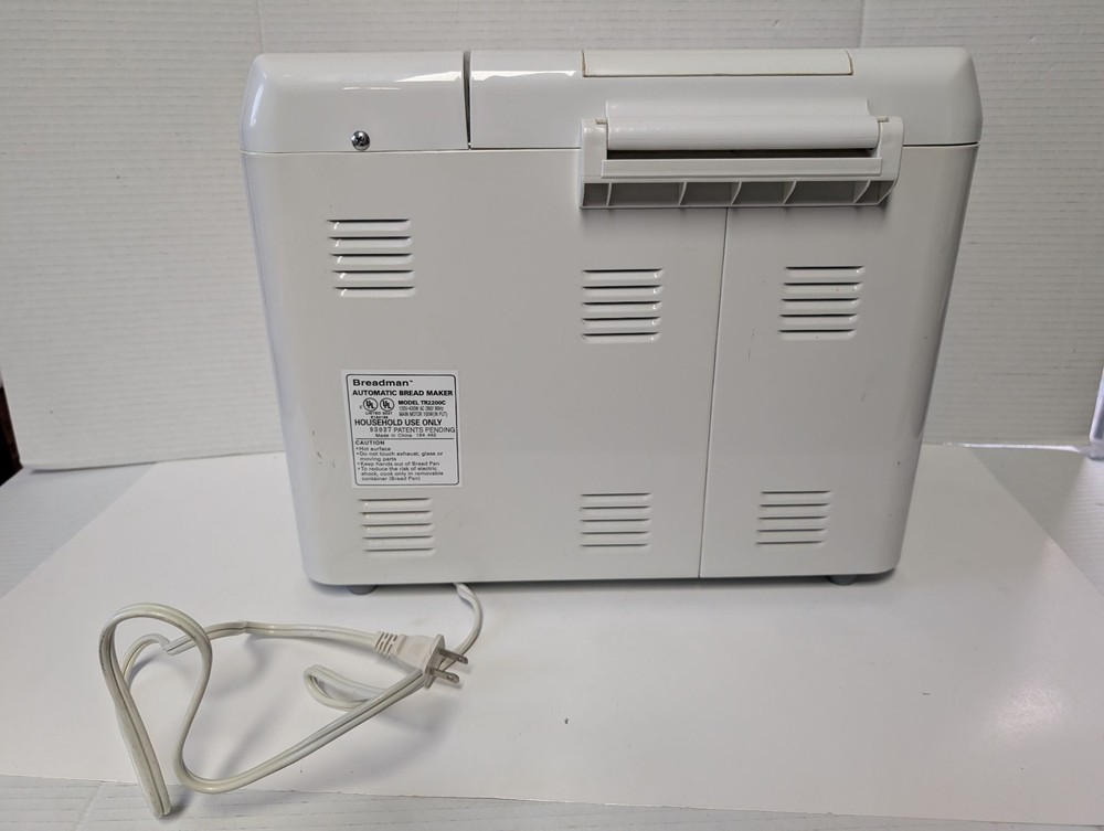 Breadman Ultimate Bread Maker Automatic TR2200C 2 lb White Home Kitchen Digital