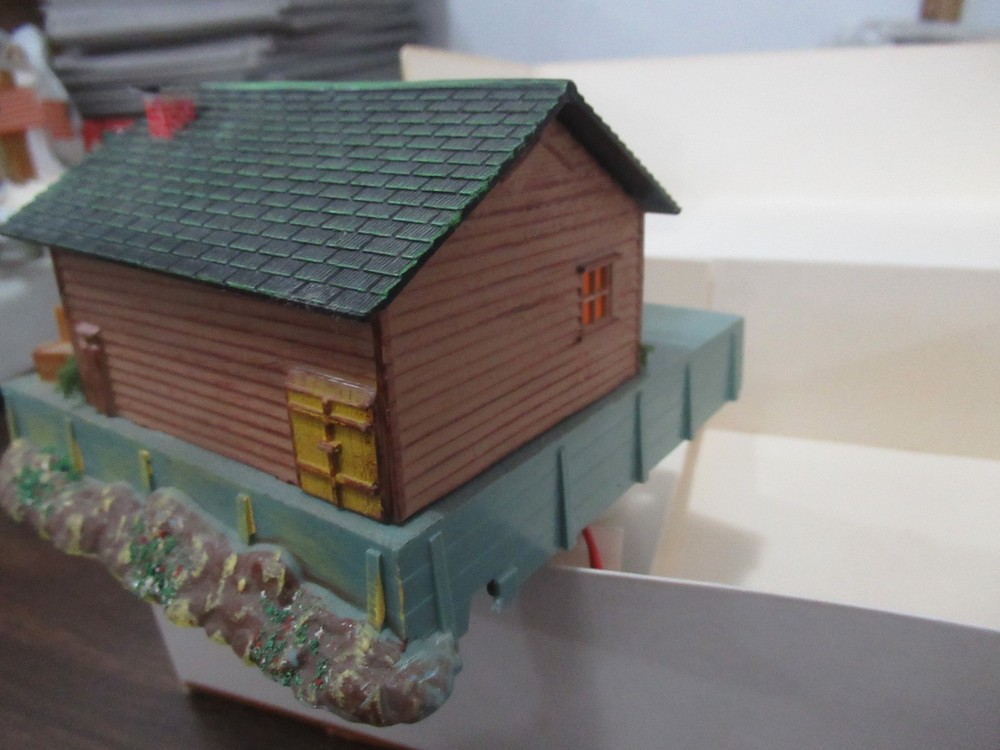 Vintage Tyco Freight Unloading Depot COMPLETE? in box UNTESTED