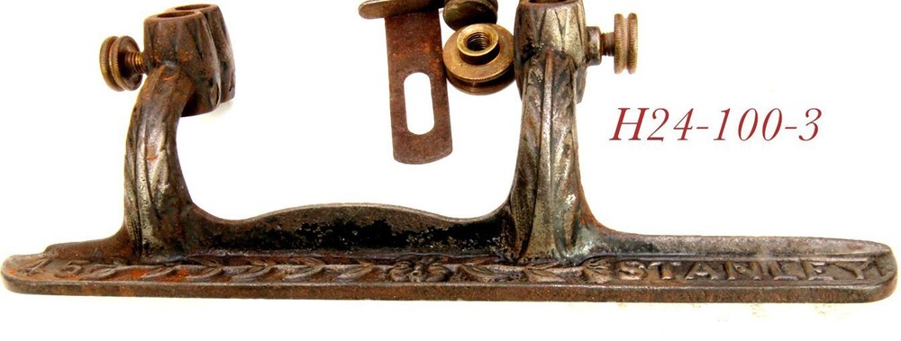 older type STANLEY TOOLS NON NOTCH 45 plow combination plane