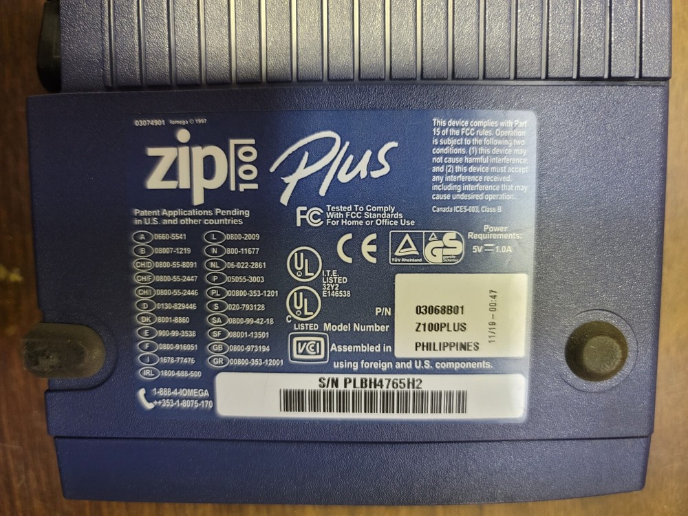 IOMEGA ZIP100PLUS HARD DRIVE, USED