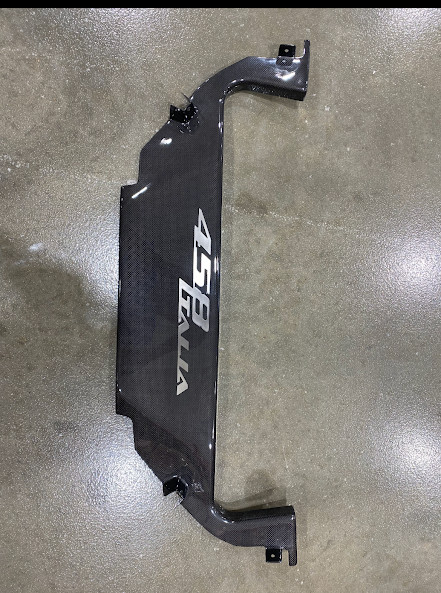 458 ITALIA/SPECIALE FRONT ENGINE COMPARTMENT COVER