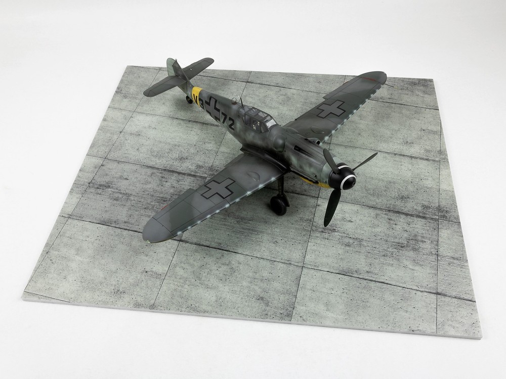 Red Fox DB-35001 1/35 3d Diorama Base Concrete Base Rectangular Type 5 380x320mm