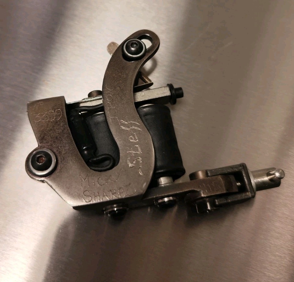Micky Sharpz tattoo machine 2008