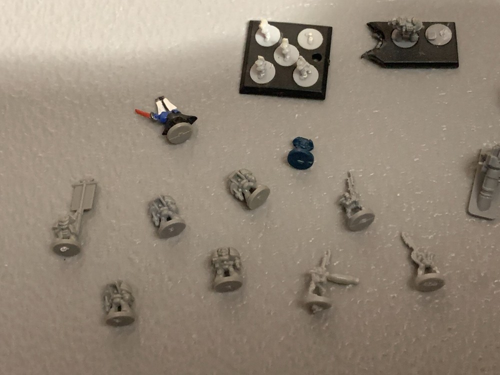 A11360 EPIC WARHAMMER 40K SPACE MARINES MIXED RANDOM LOT