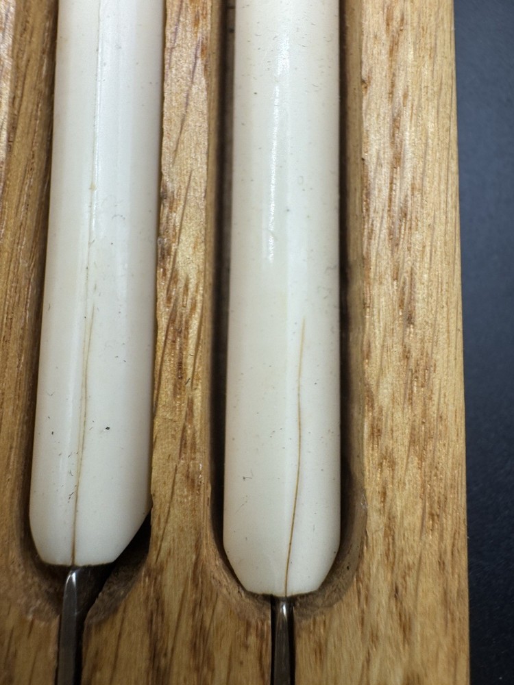 Bakelite Handle Knives And Electro Static Cleaner Bakelite Look