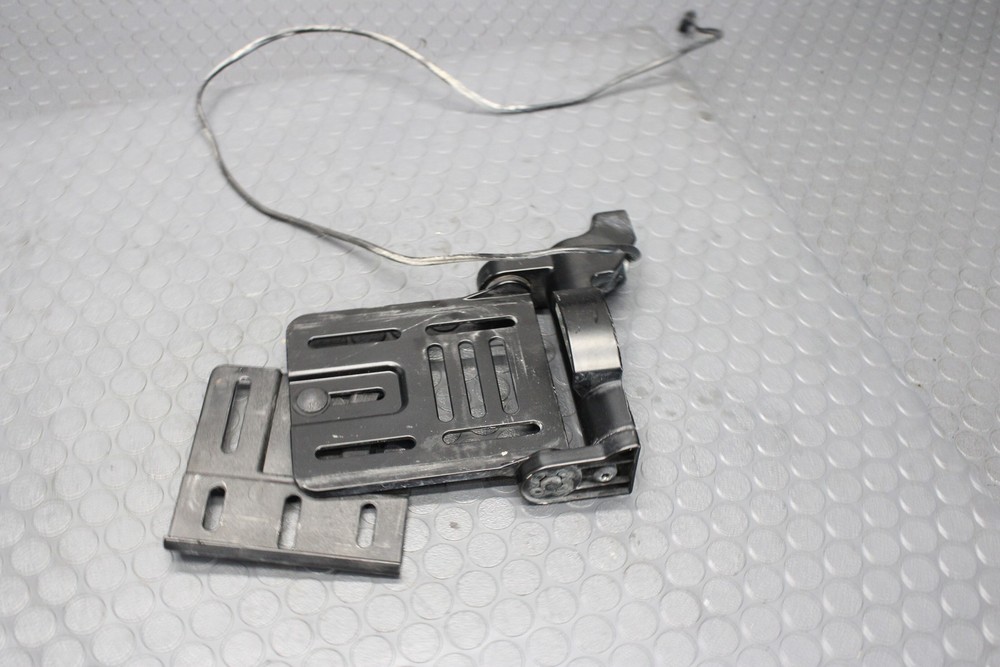 2010-2017 Harley Davidson Dyna Wide Glide Licensed Side Mount Bracket