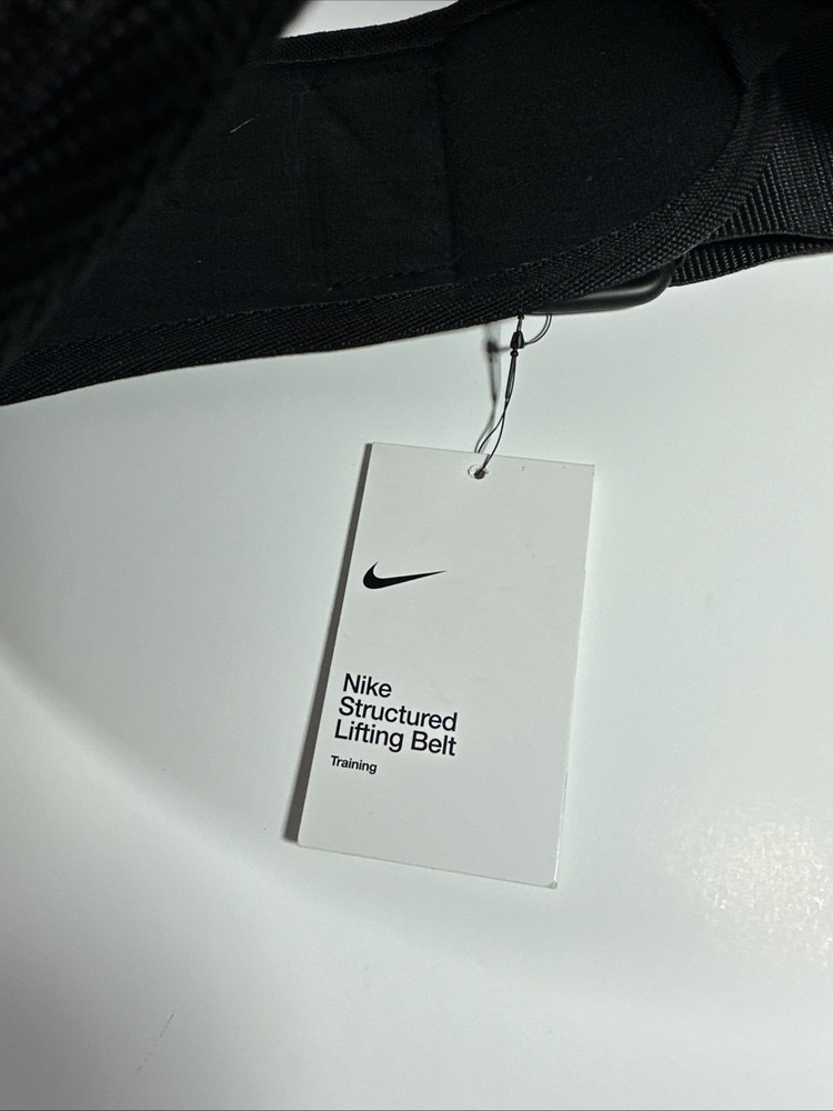 NWT Nike Structured Weight Lifting Training Belt 2.0 Size M Medium Black Volt