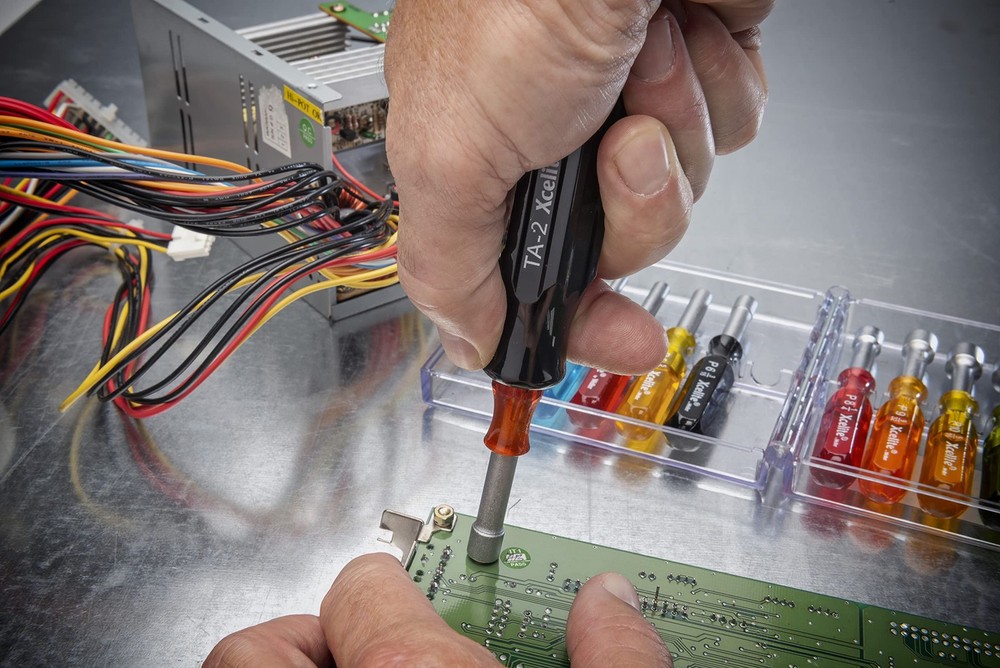 PS120 11 Piece Compact Convertible Nutdriver Set