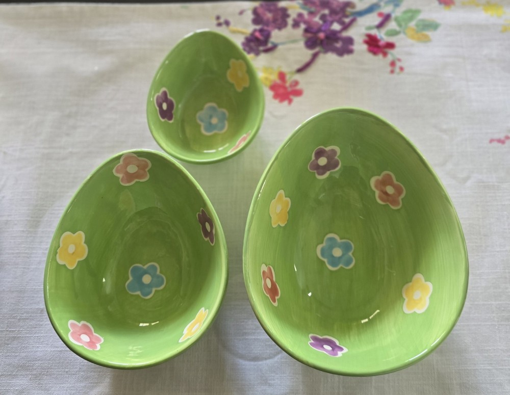 Easter Egg Shaped Bowl Set