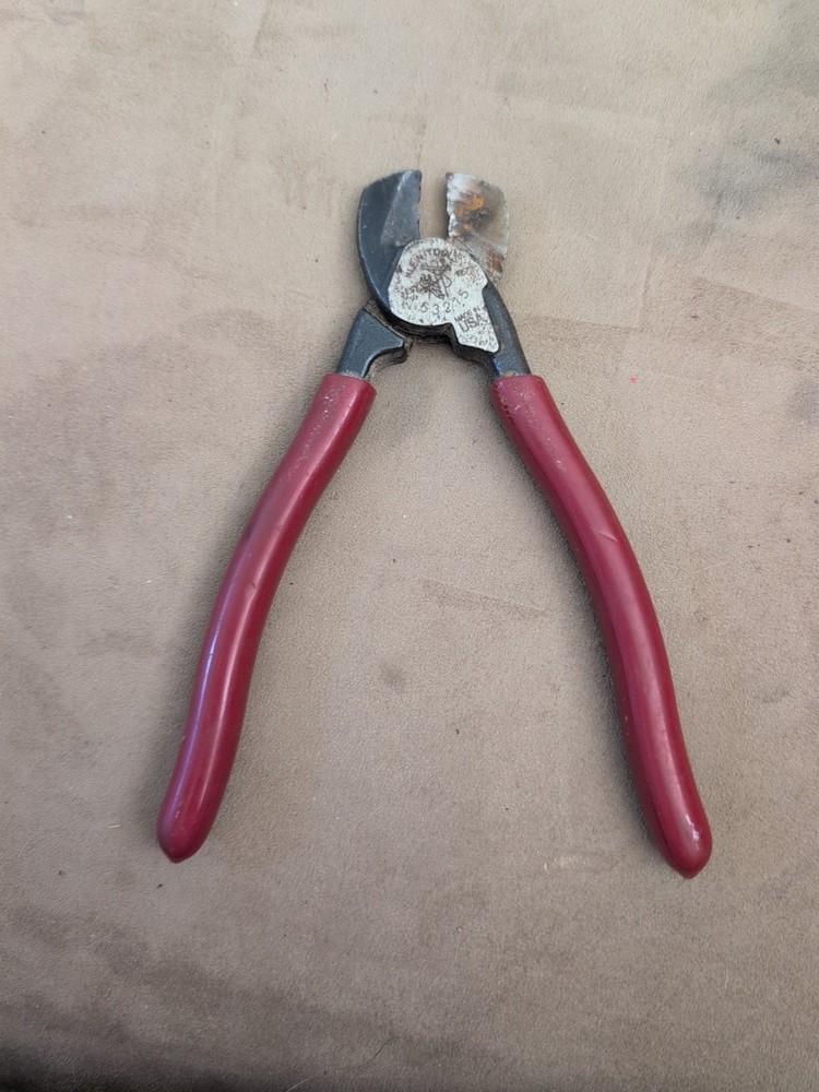 High-Leverage Compact Cable Cutter Klein Tools 63215