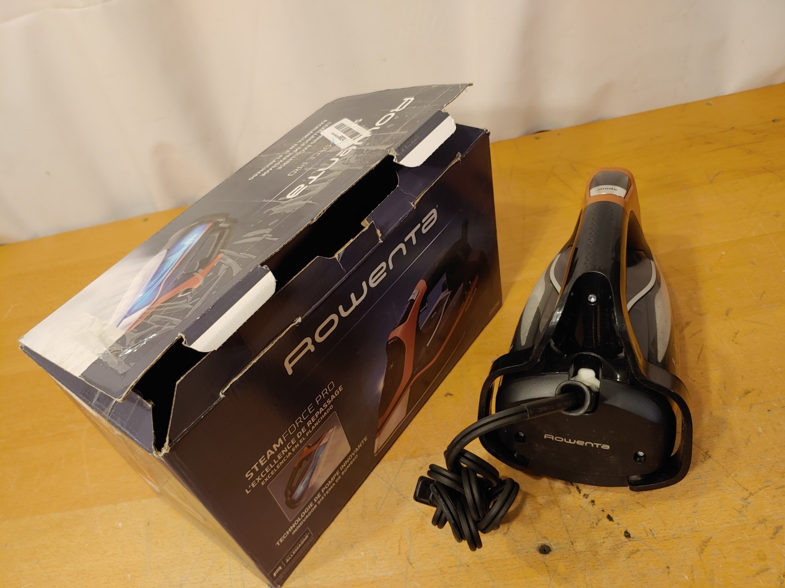 Rowenta Iron Steam Force Pro Steam Iron for Clothes, 1850 Watts, DW9580, Used