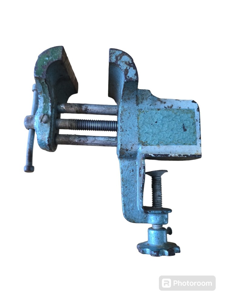 VINTAGE MINI GLOBEMASTER BENCH TABLE VISE