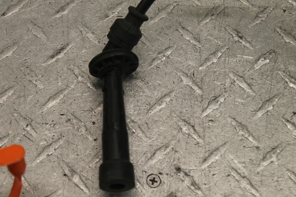 1997 SUZUKI TL1000S IGNITION COIL SPARK PLUG CAP