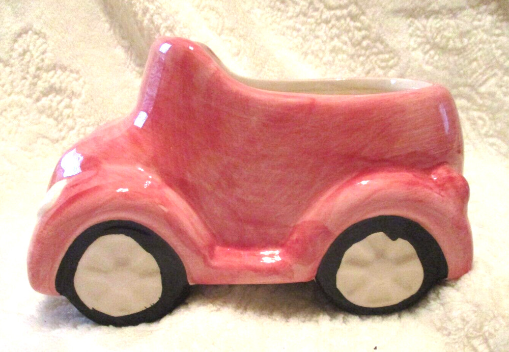 Ceramic~Love Bug Pink Vase/Small Planter~NEW~Never Used