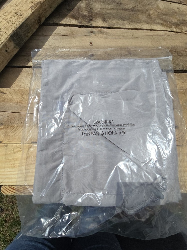 Thirty-One Drawstring Laundry Bag Color Whisper Grey