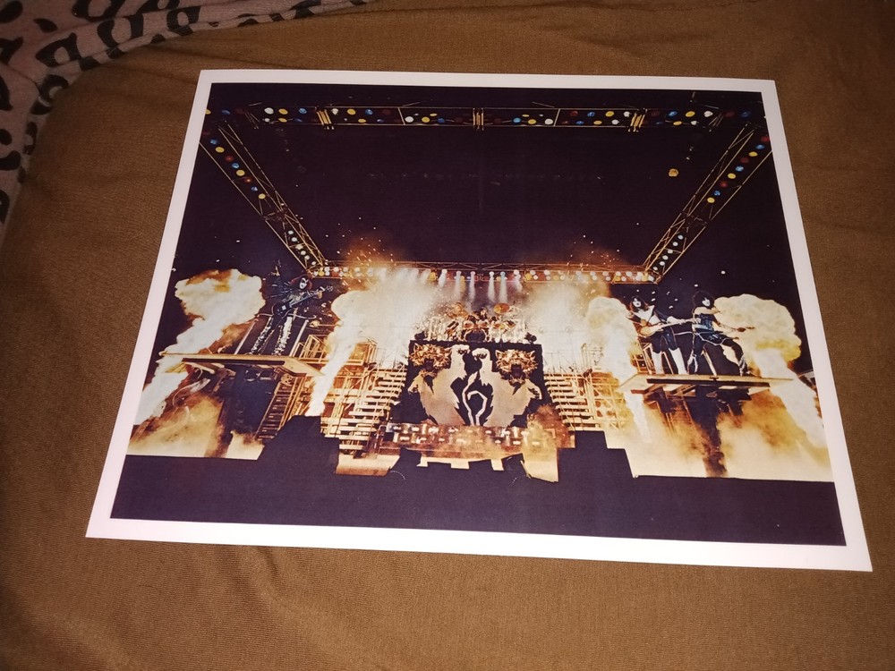 Kiss Classic photos 1977-78 Kiss Army 5 card new 8x10 re issue Ace Gene Alive 2