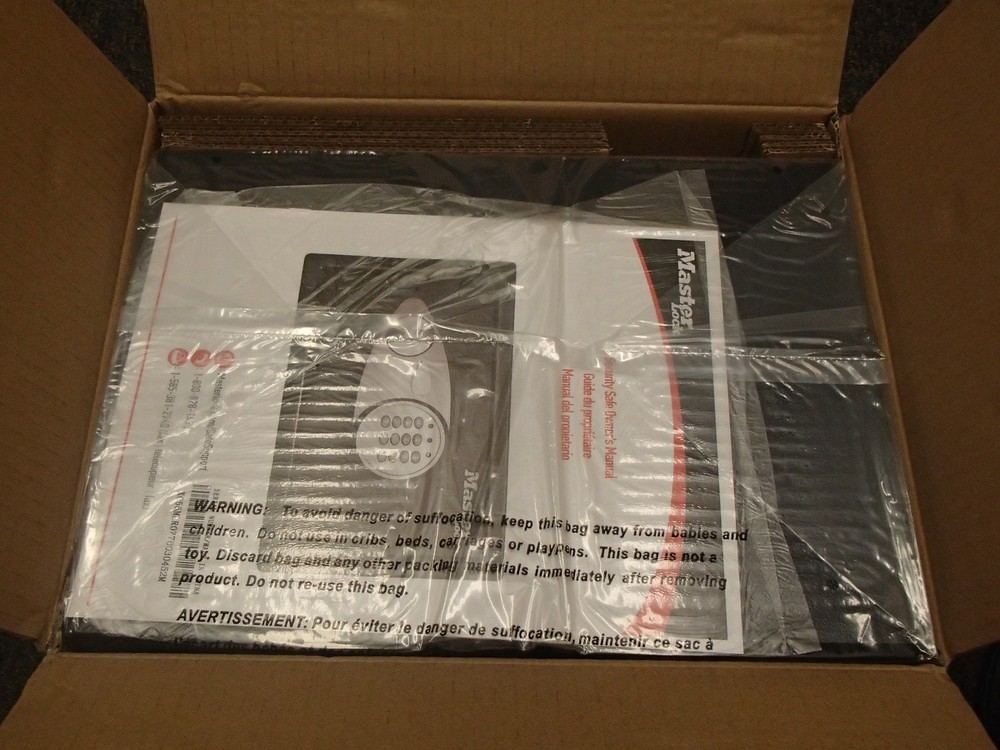 MASTER LOCK Medium Digital Safe - X055ML