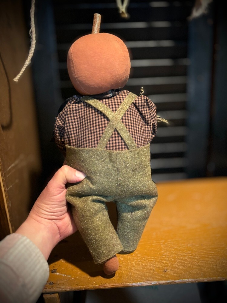 Grubby Primitive Rustic Fall Summer Halloween Fall Freddy Pumpkin Doll 14 1/2”