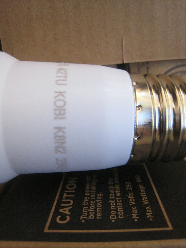 2 yes 2 KOBI KA-E26M-E26F U.L. Listed Socket Extenders for LED Bulb White