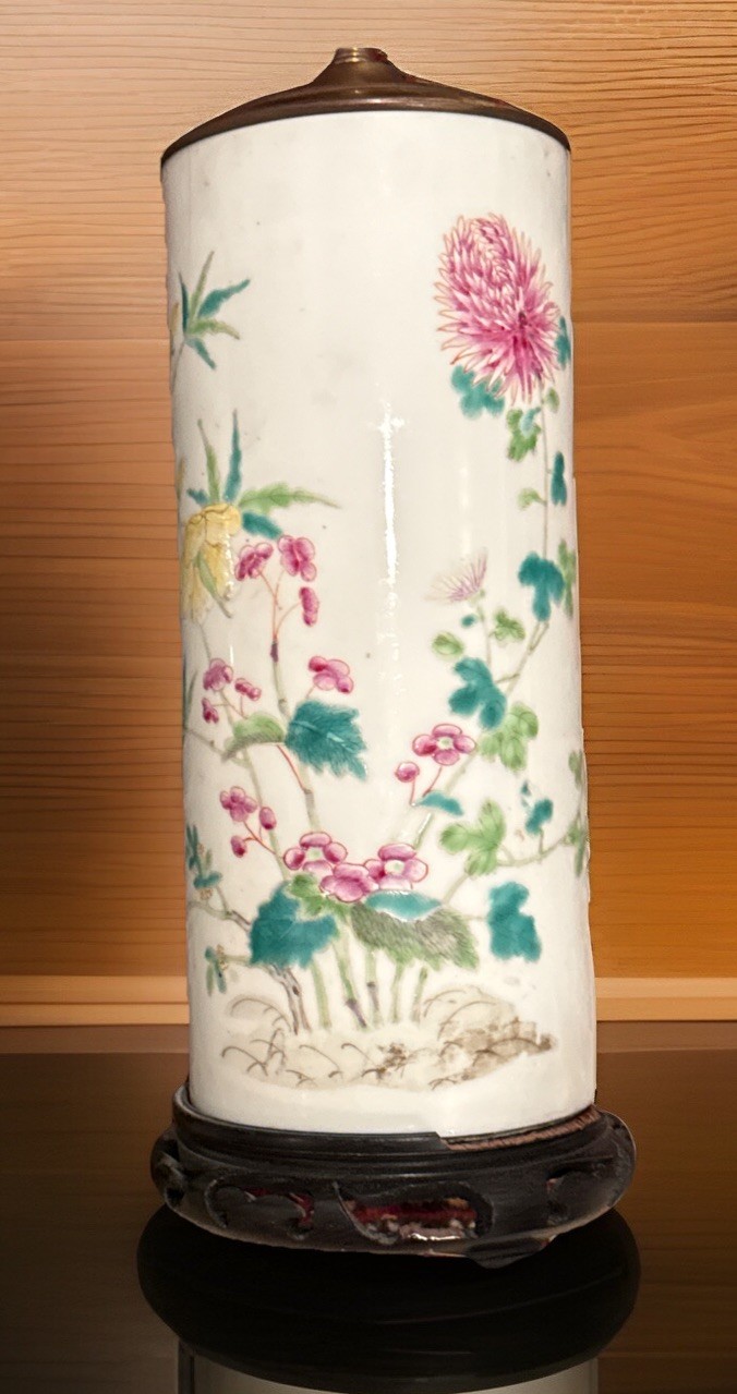 PAIR OF VINTAGE CHINESE HAT STAND LAMPS 17” (to top of socket)