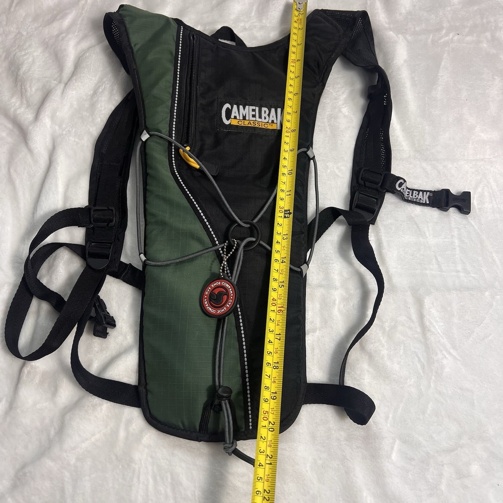 Camelback Classic Hydration Back Pack Vintage Green No Bladder Good Shape