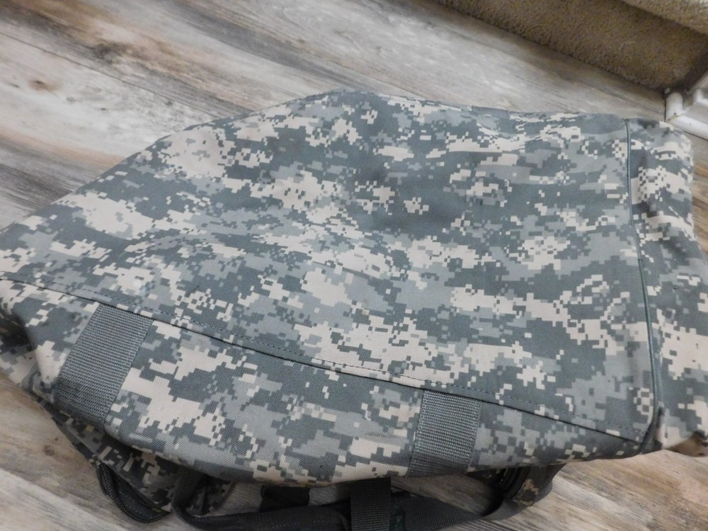 FLYING CIRCLE ACU DUFFLE BAG