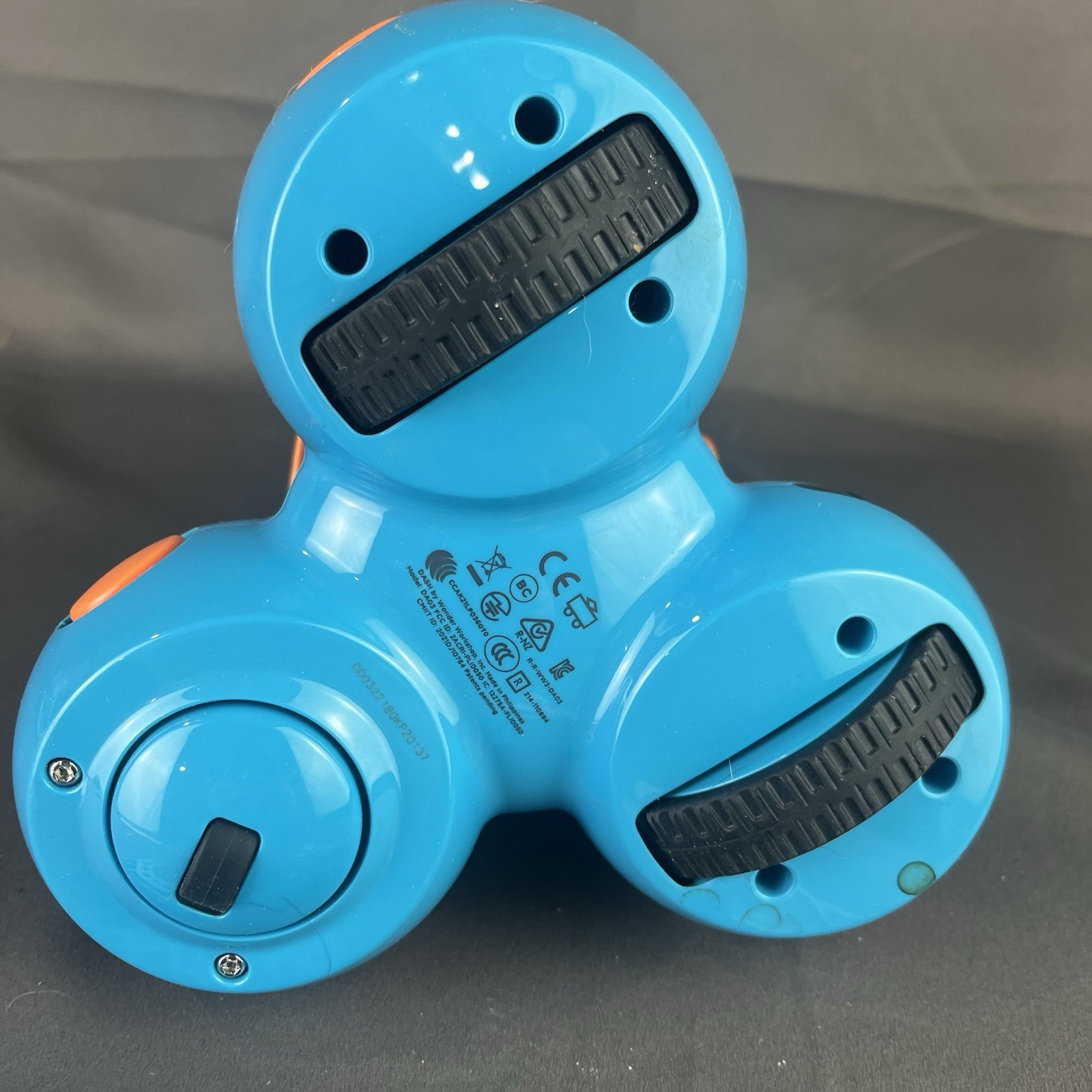 Wonder Workshop DA03 Dash Robot Blue Your Interactive Robotic With Accessories