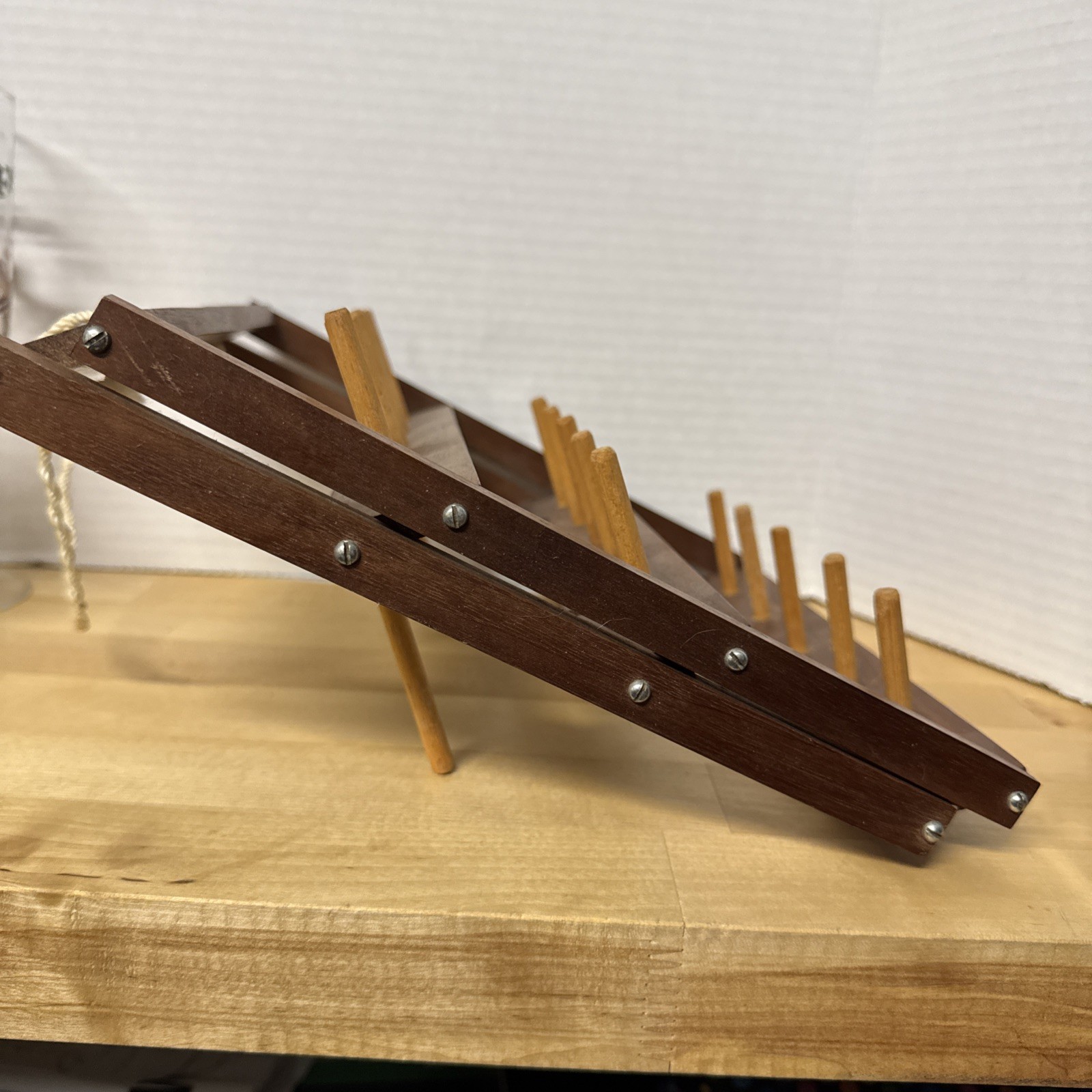 Vintage Sewing 15 Spool Thread Thimble Holder Wall or Stand Display Vintage