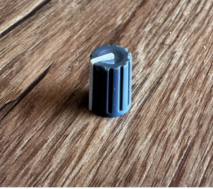 Korg MS2000 Rotary Knob......Light Grey