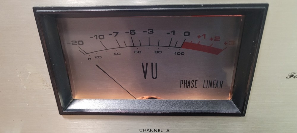 Phase Linear 400 Amplifier. Tested, Works.