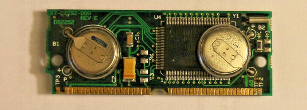 DS2252 -64-16+ NV RAM, 8 Bit MCU Microcontroller, 40-pin SIMM module.