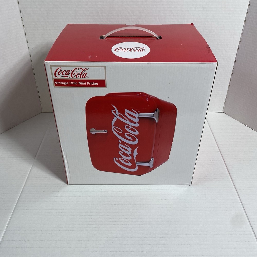 Vintage Chic Coca-Cola Mini Fridge