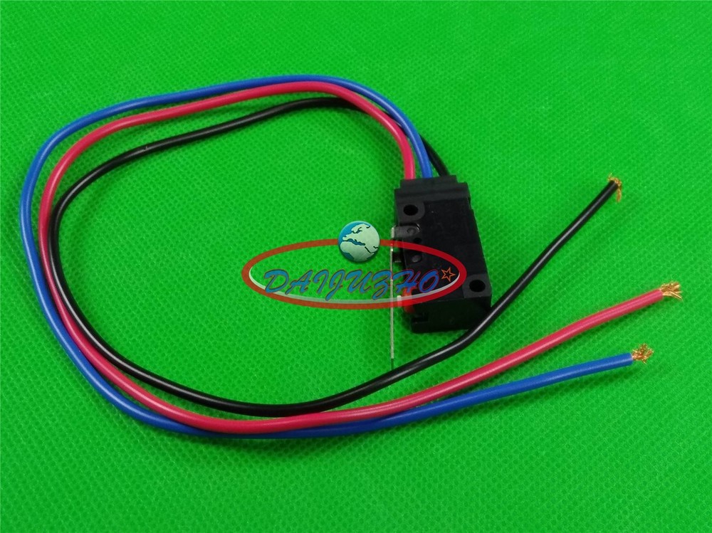 New One D2VW-5L1-1M Omron Miniature Basic Switch