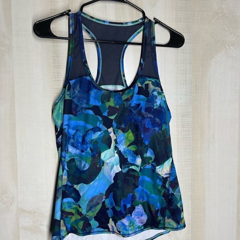 Athleta swim workout top blue, size small