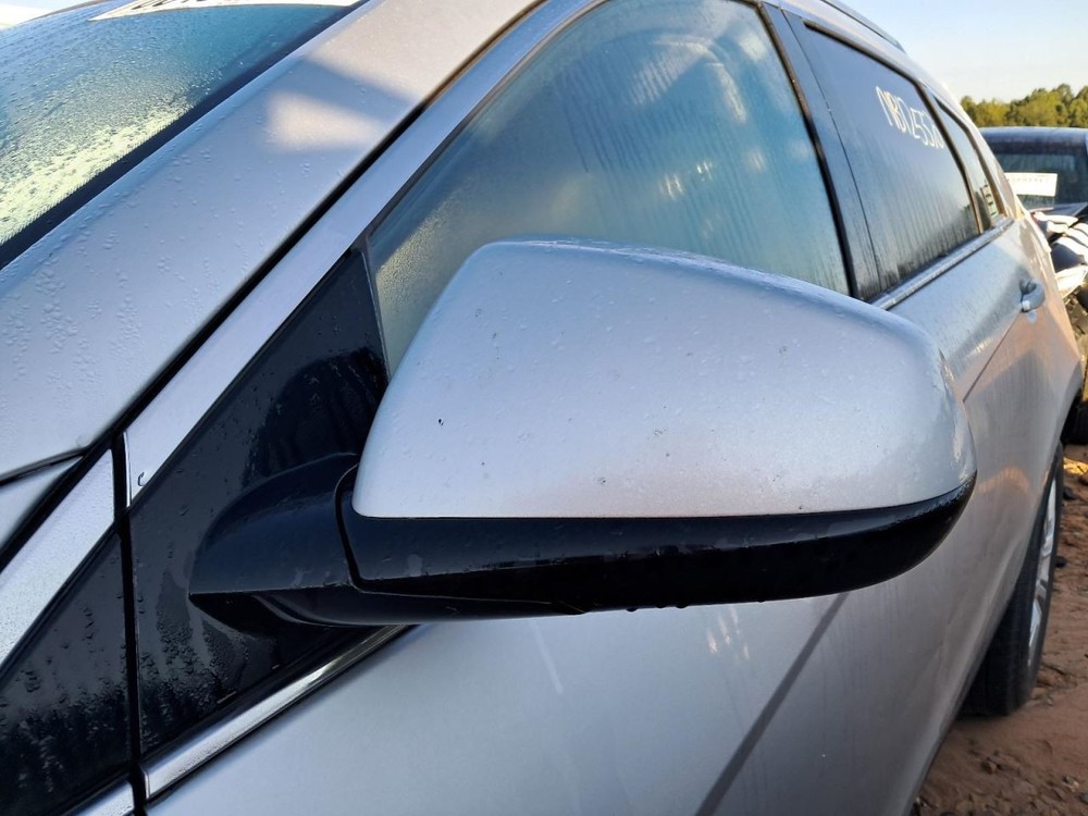 SRX 2011 Glove Box 4785397