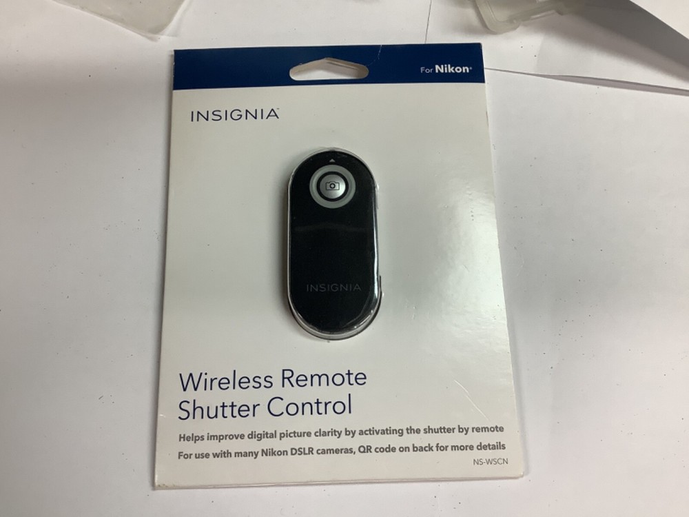 Insignia- Wireless Remote Shutter Control Nikon  NEW